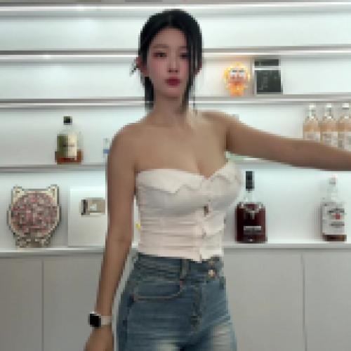 ella071111 ella071111 · 2025-11-21