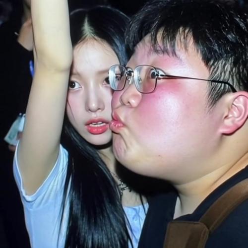 Is this even fanservice anymore? This is a reward. AI idol. #kpop #팬서비스 #fyp #kpopidol #aigirl